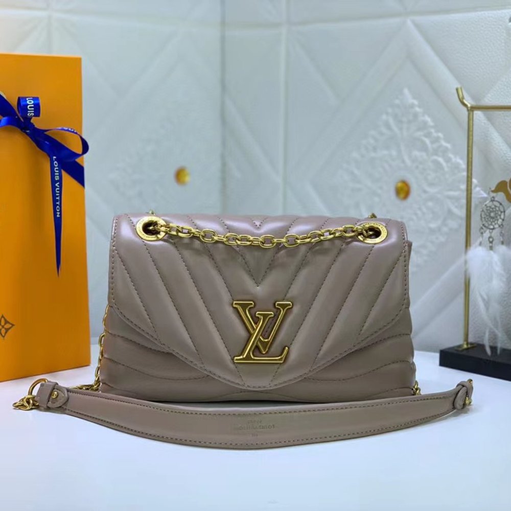 "AUTHENTIC Louis Vuitton  Bags"